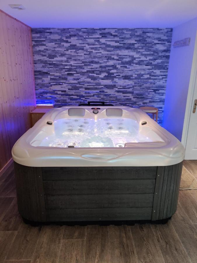 Suite Eden Avec Jacuzzi Prive 肖蒙 外观 照片