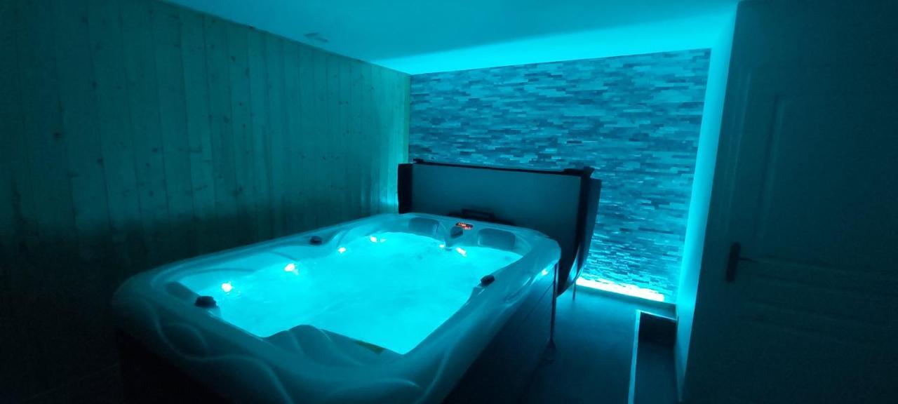 Suite Eden Avec Jacuzzi Prive 肖蒙 外观 照片